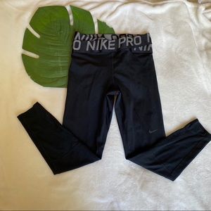 Nike Pro Intertwist Leggings
